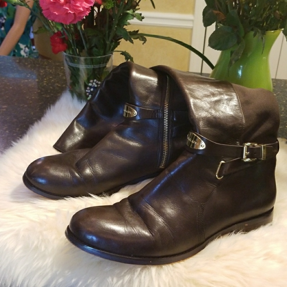Michael Kor Boots!!